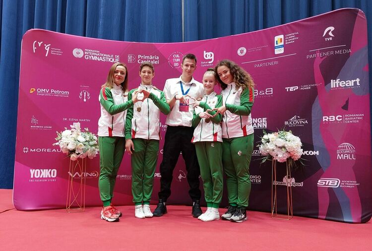 Седем медала за "Мега спорт" на Балканските игри по аеробика в Румъния
