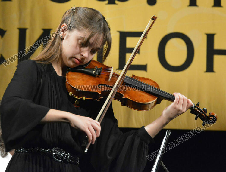 Започна 48-ото издание на Музикални дни "Проф. Недялка Симеонова" с Международен конкурс за млади цигулари