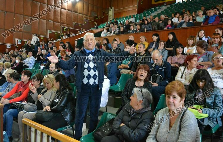 Членовете на СИК в Хасково на обучение за вота идната неделя