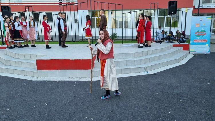 Във „Фолклорно ателие“ младежи представиха Родопите 