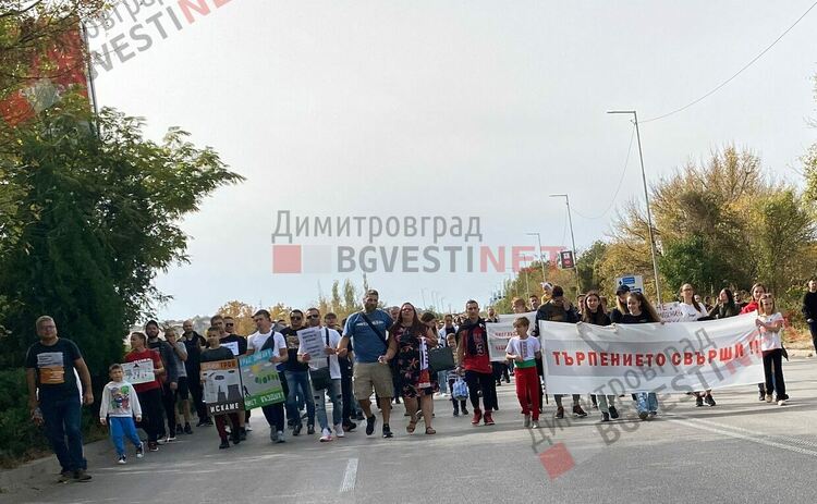 От ТЕЦ-а към протестиращите за чист въздух: не сте вие хората, които да поставяте условия