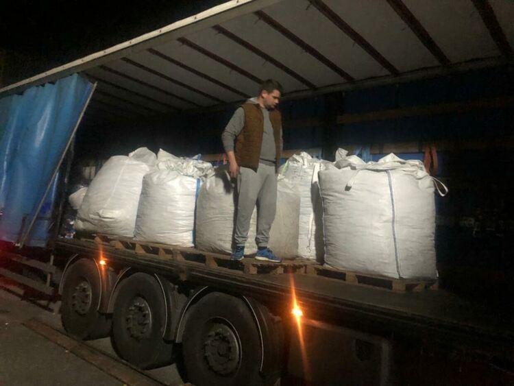 ГЕРБ в Кърджали събра и предаде 2,5 тона капачки за инициативата „Капачки за бъдеще” 