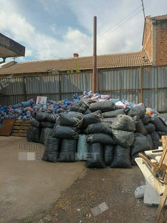 Кърджали изпраща тонове капачки за кампанията „Капачки за бъдеще”