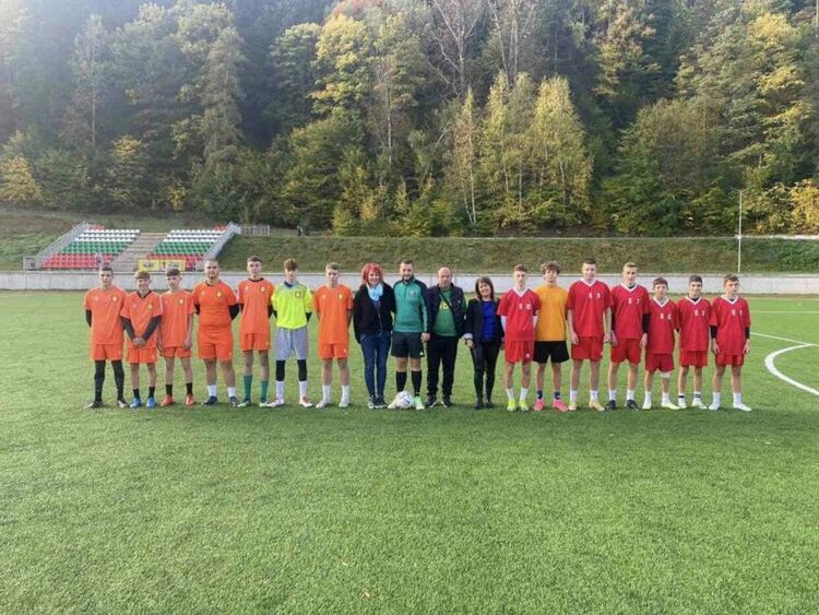 800 деца се включиха в общинския кръг на ученическите игри в Смолян