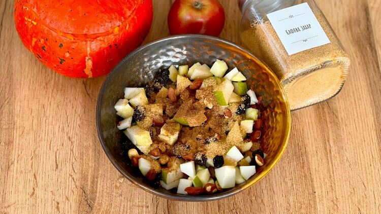 Пълнена печена тиква - божествен и лесен есенен десерт