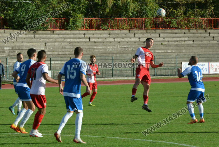 „Саяна Хасково“ мина и през „Левски“