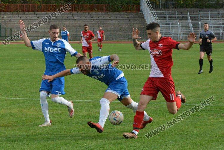 „Саяна Хасково“ мина и през „Левски“