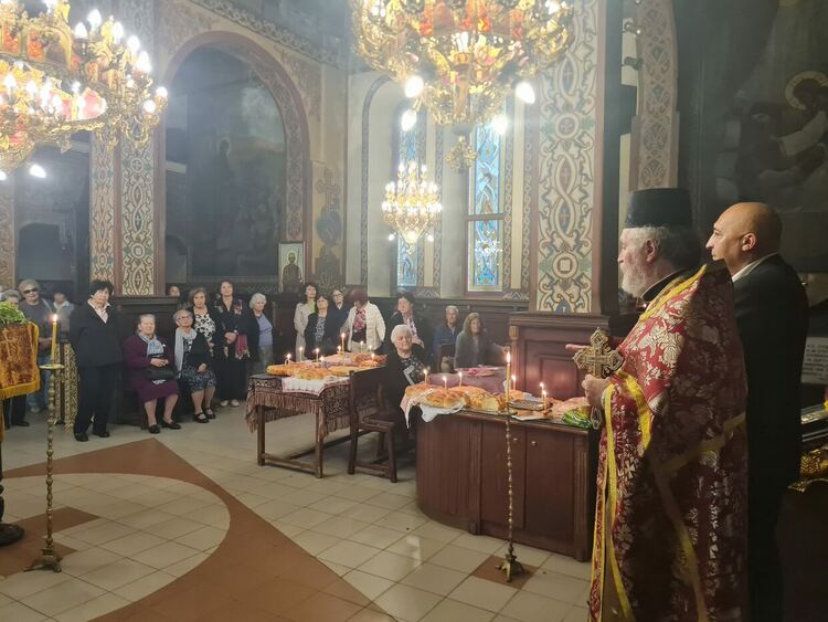 Ерол Мюмюн връчи на кърджалиец икона от името на Пеевски