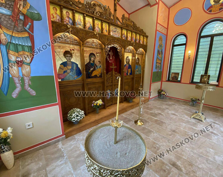 150-годишна икона на св.Димитър ще озарява новия параклис на името на светията под връх Аида