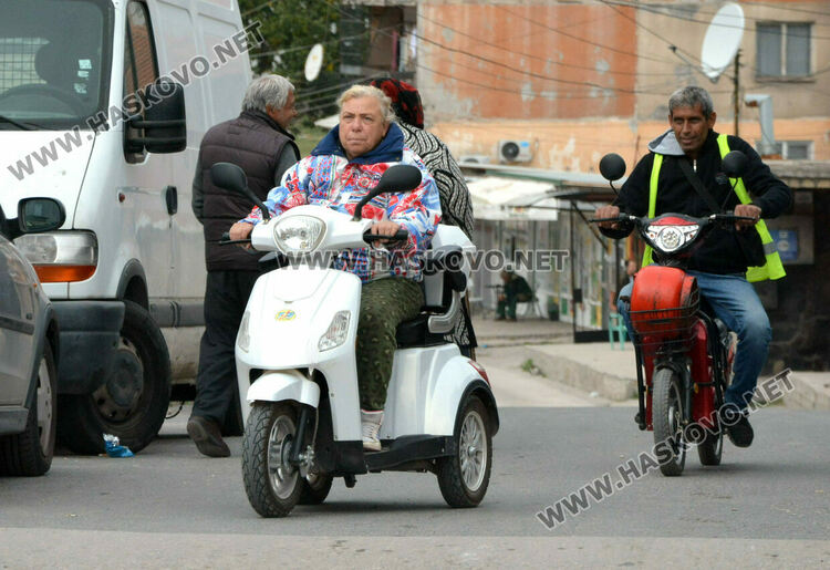  Крадена кола и дрога са открити при масираната полицейска акция в Хасковско