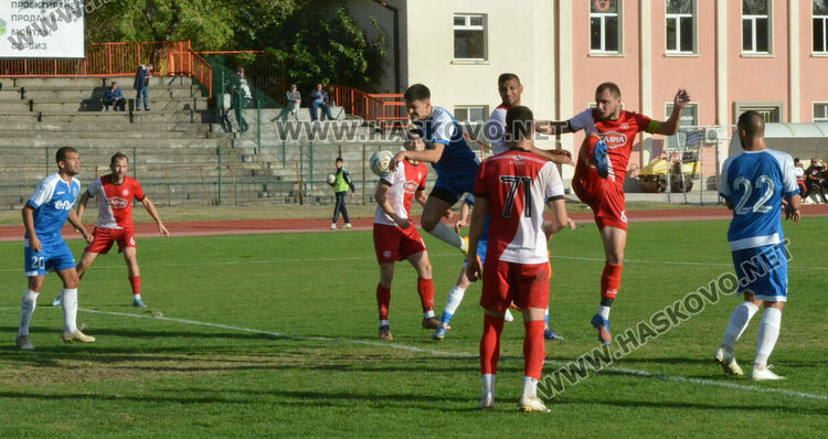 „Саяна Хасково“ мина и през „Левски“
