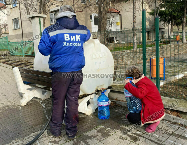 Харманли и две села на водоноски заради уран над нормата