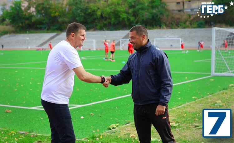 Мечтите на Хасково: Детският лагер на Петрово бърдо и Езерото на Кенана с лодките