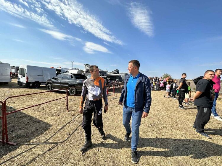 Мечтите на Хасково: Детският лагер на Петрово бърдо и Езерото на Кенана с лодките