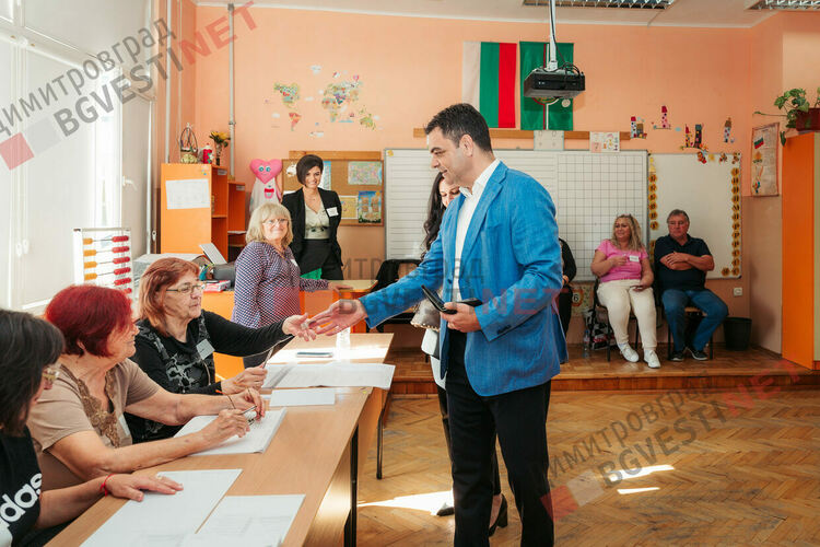 Иво Димов: Гласувах за опитни и доказани хора, които да развиват община Димитровград