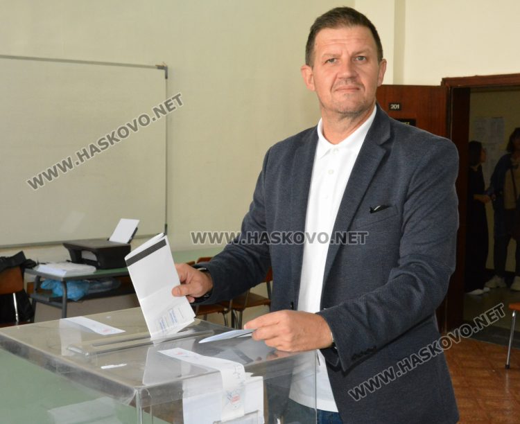 Станислав Дечев: Гласувах за Хасково-да живеем всички в модерен, спокоен и чист град