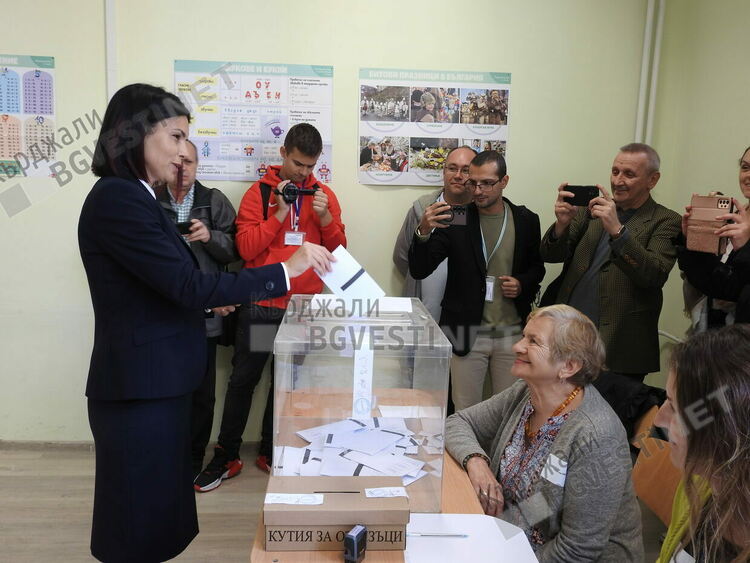 Даниела Петрова: Бъдещото управление на Кърджали може да бъде и в образа на жена!