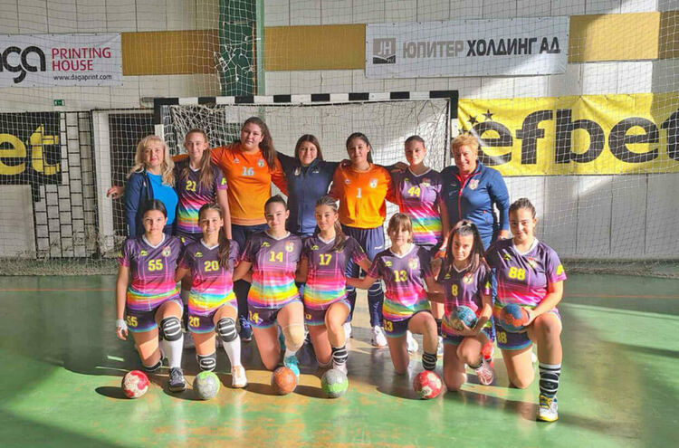 Хандбалистките на Хасково със загуби в Ловеч