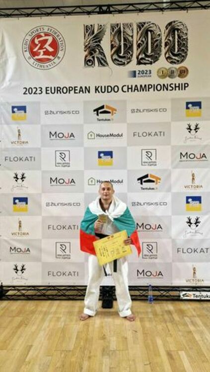 Радослав Русев е вицешампион на Европейско първенство по кудо