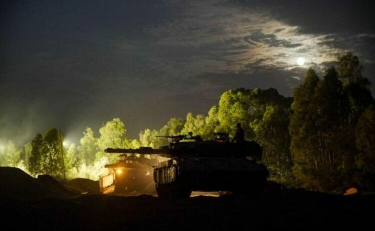 Израел заяви, че военните му водят ожесточени боеве в Газа, а ООН предупреди, че бойното поле се е превърнало "в гробище" за деца