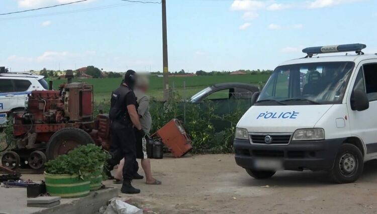 6 месеца условно за земеделски производител за купуване на гласове