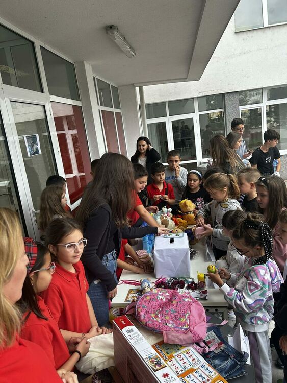 „Славейковци“ събраха 7777 лв. в подкрепа на малкия Мурад