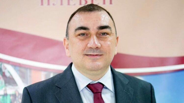 Ректорът на Медицинския университет проф. д-р Добромир Димитров е избран за „Лекар на годината“ в Плевен