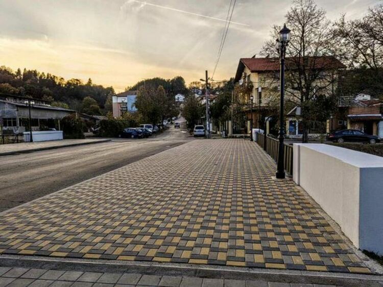 Приключиха дейностите по ремонта на пешеходните части на още един от мостовете над река Струма