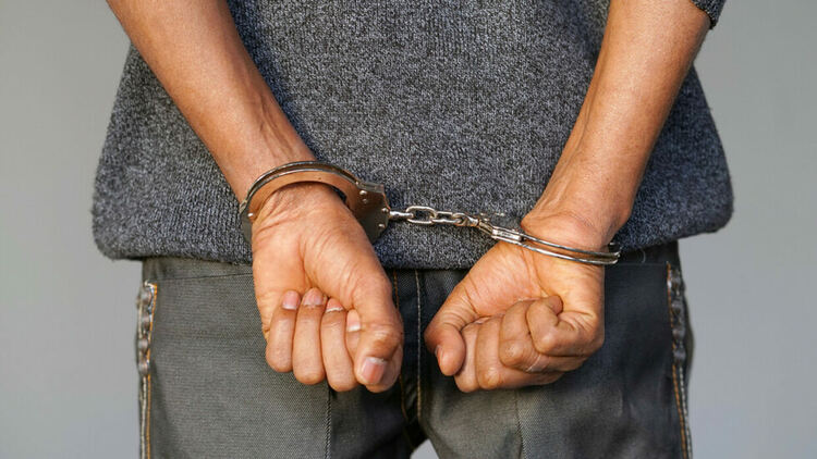 Арестуваха побойник в Харманли