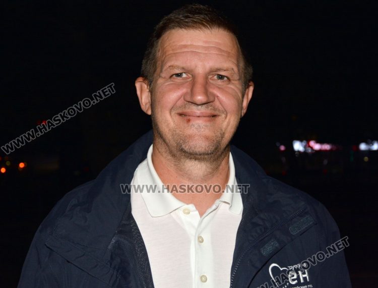 Първи данни от екзитпол: Досегашният кмет на Хасково Станислав Дечев печели втори мандат