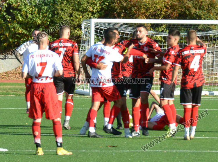 В Хасково имаше битка не само за кметския стол, а и във футболното първенство