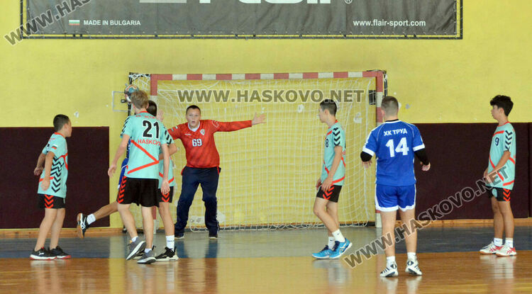 Юношите на „Асти '91“ с две победи във втори кръг на първенството