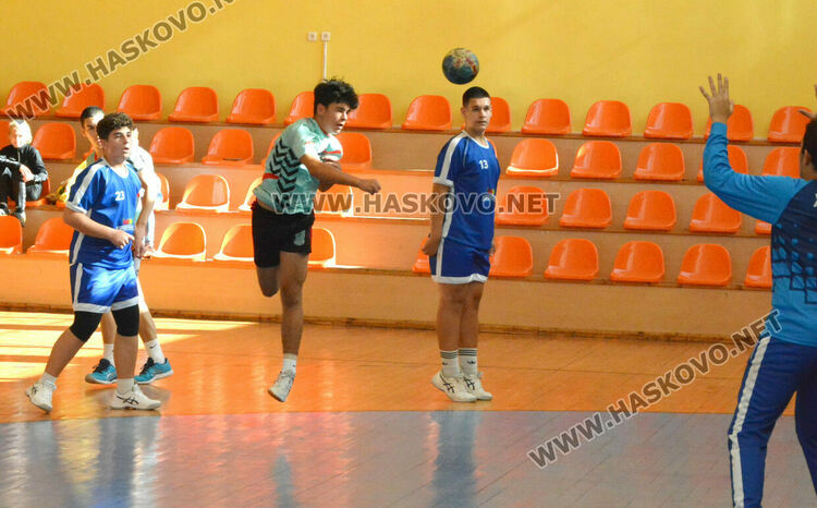 Юношите на „Асти '91“ с две победи във втори кръг на първенството