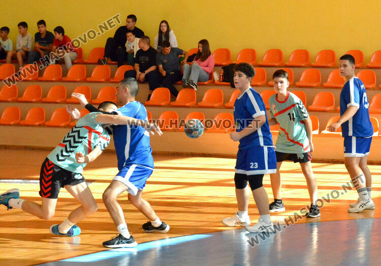 Юношите на „Асти '91“ с две победи във втори кръг на първенството