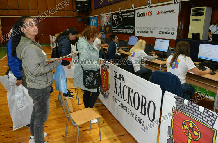 Започна предаването на бюлетините в ОИК – Хасково 