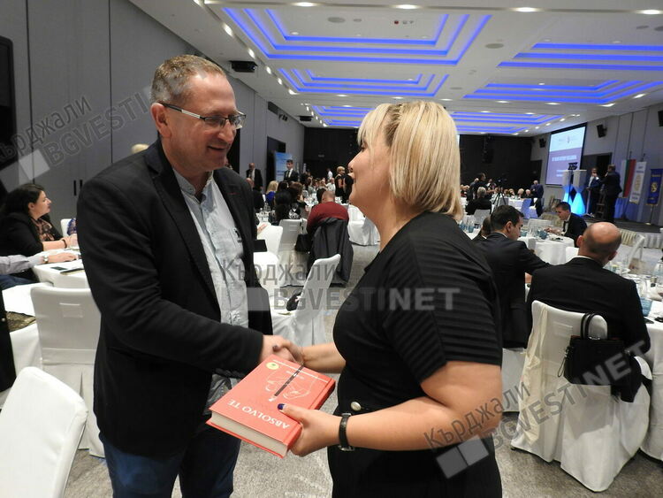 Големият приятел на Кърджали Шабан Родоплу от Бурса бе удостоен със званието Ротари посланик на България