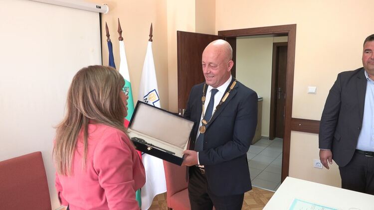 Кметове и съветници в Минерални бани положиха клетва