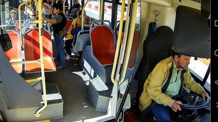 Приключи работата по монтирането на видео камери за мониторинг на живо