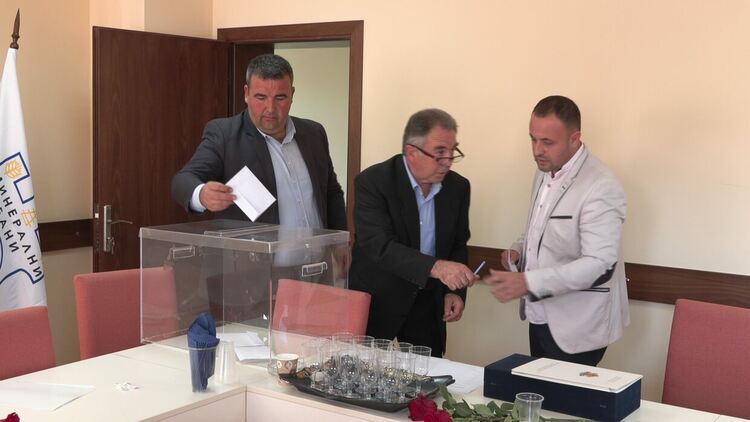 Кметове и съветници в Минерални бани положиха клетва