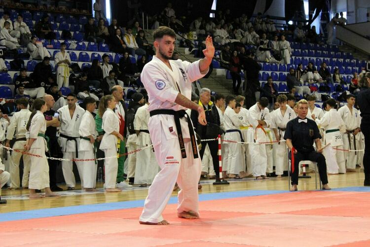 СК &bdquo;Хамон&ldquo; с шампионска титла от първата балканиада по шинкиокушин