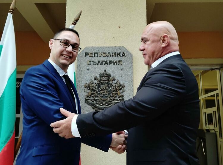 Общинските съветници и кметовете в четири общини положиха клетва