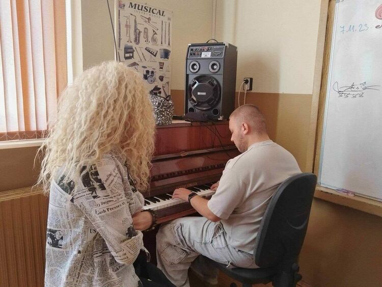 С изложба и демонстрация на умения завършиха Паскалевите дни в Гимназията по туризъм