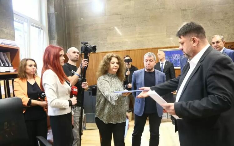 На 15 ноември НС ще обсъди втория вот на недоверие срещу кабинета