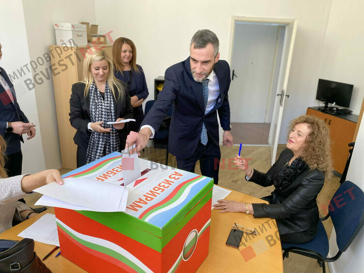 Общински съветници и кметове се заклеха да работят за интересите и благоденствието на димитровградчани