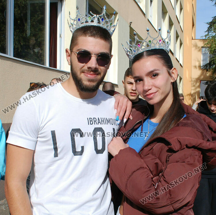 Габриела и Йоан са новите принц и принцеса на Езиковата гимназия