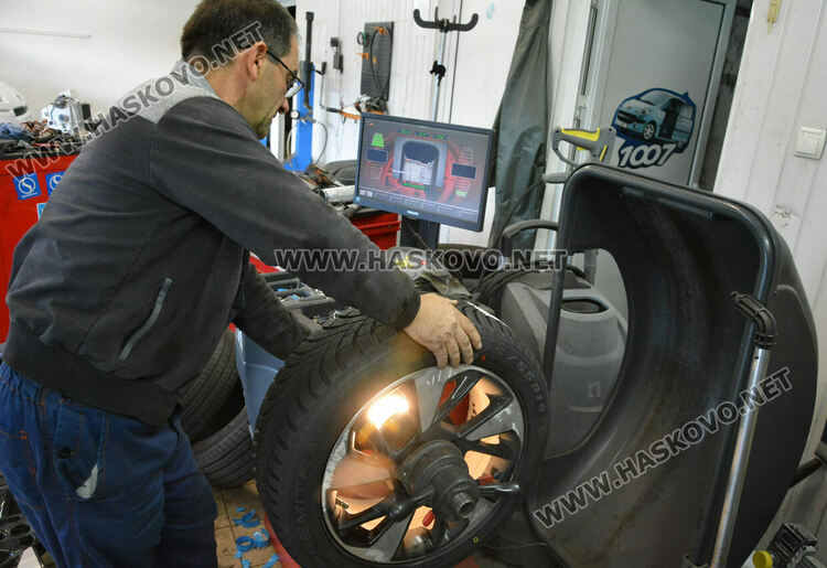Поскъпнаха гумите и услугите в автосервизите в Хасково