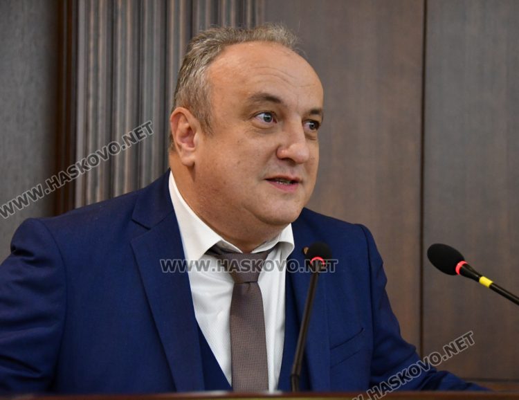 Председателят на ОИК-Хасково Добромир Якимов