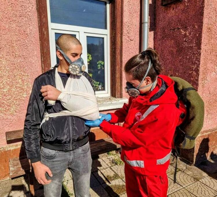 Проведе се тактическо учение с участието на силите и средствата на основните съставни части на Единната спасителна система в Перник