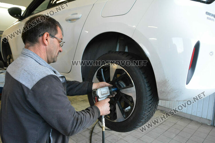 Поскъпнаха гумите и услугите в автосервизите в Хасково