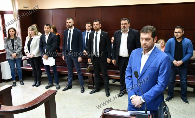 Вещи лица броят вота за общински съветници в Хасково наново